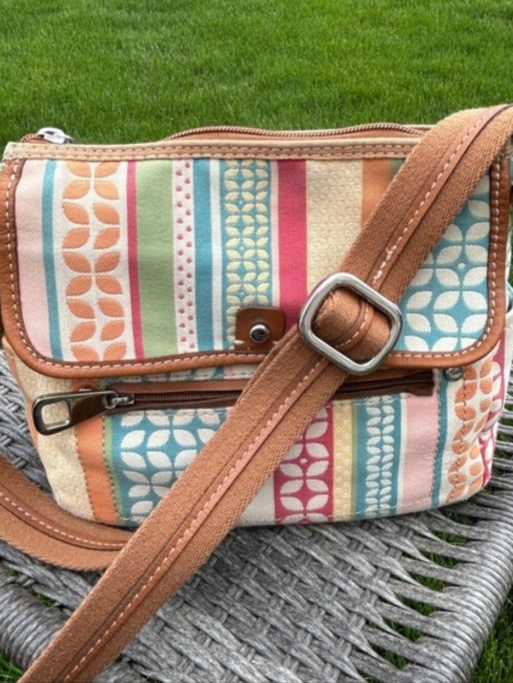 VTG Fossil Multicolor Canvas & Leather trim Crossbody w/ wide strap.